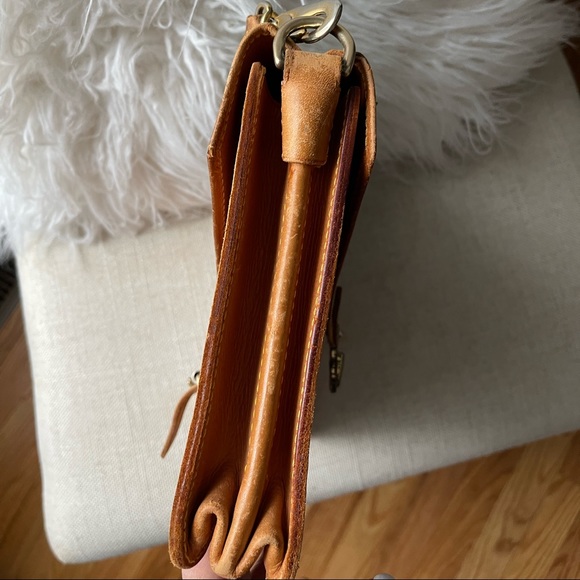 *RARE* Vintage *Collector’s Item* Louis Vuitton Shoulder Bag Clutch Handle - Picture 5 of 15